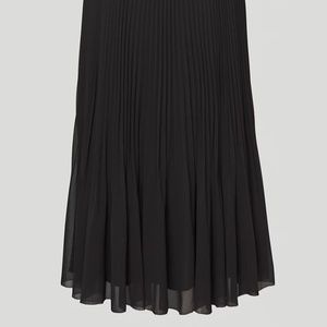 Aritzia twirl midi skirt